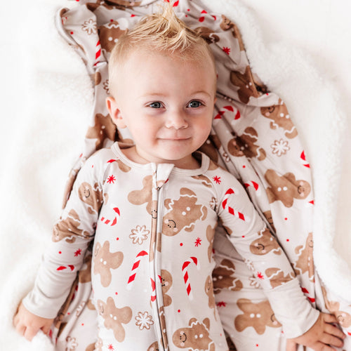 Baby Kids Bamboo Pajamas — Baking Spirits Bright Bum Bum Blanket - Plush — Image 5
